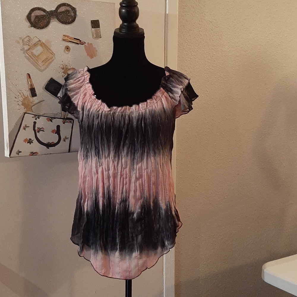 Serenade New York Tye Dye Pink/Black Scrunch Top